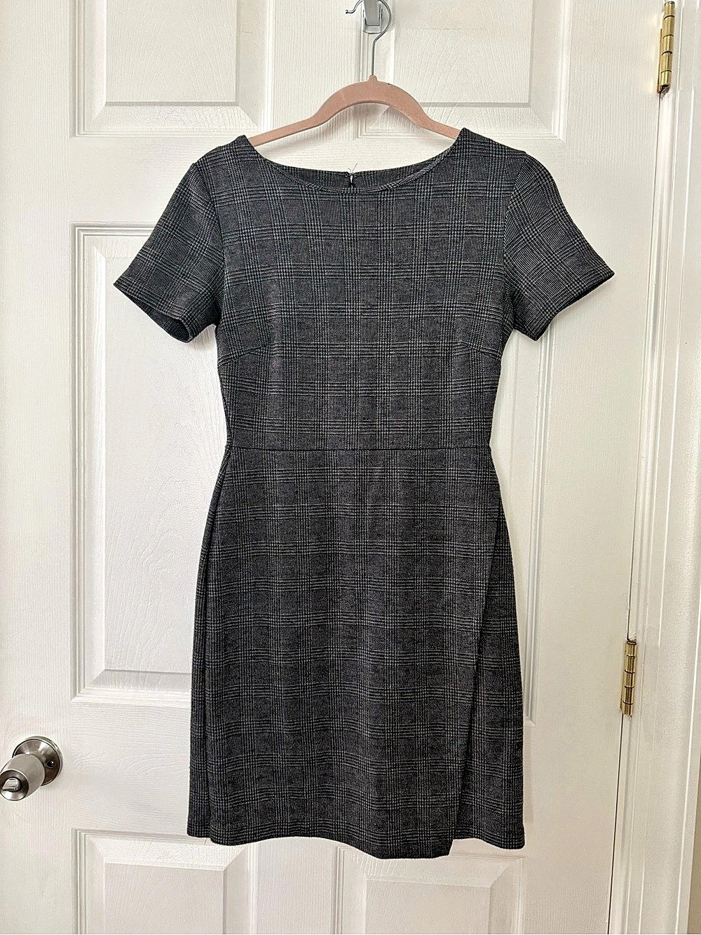 Banana Republic Plaid Mini Dress in Black & Gray Size 00P